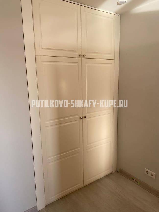 Распашные шкафы Путилково